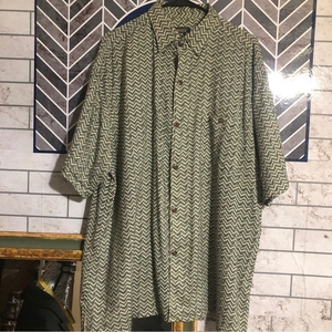 White‎ oak button up shirt